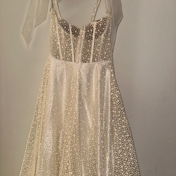 White Corset midi dress - Picture 3 of 4